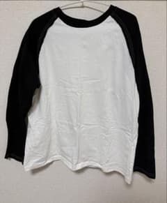 ラグランスリーブTシャツのサムネイル