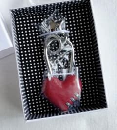 G-DRAGON ファミリーキーホルダーセット　ケースティファイチャーム CASETiFY 15周年を記念し、 グローバル iCONとして迎える G-DRAGON