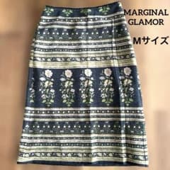 MARGINAL GLAMOR 꽃무늬 스커트