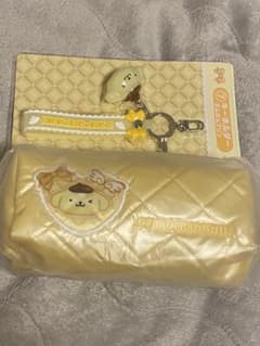 ポムポムプリン キーホルダーとポーチのセット♡のサムネイル