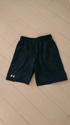 underarmor ハーフパンツのサムネイル