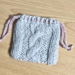 差し色ピンクがかわいい小物入れ【冬物セール】のサムネイル