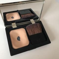 clé de peau BEAUTÉ ファンデーションのサムネイル