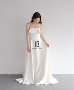 【ななさん専用】アーバンブランシュWD113 ウェディングドレス ベール付 ななさん専用】アーバンブランシュWD113 ウェディングドレス ベール付