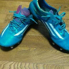 f50 アディゼロ スパイク sg  アンダーアーマーのサムネイル