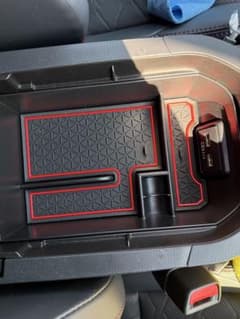 hiro様　rav4 コンソールボックスのサムネイル
