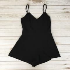 H&M Black Romper (Used)のサムネイル
