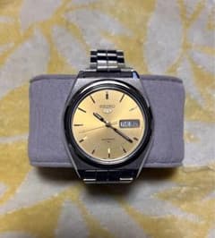 SEIKO ファイブ 自動巻きのサムネイル