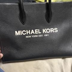 MICHAEL KORS 黒 トートバッグのサムネイル