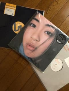 宇多田ヒカル アナログ レコード 未使用 3枚まとめてのサムネイル