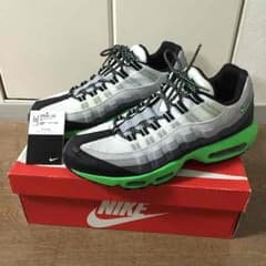 今日、明日のみの値下げ！！AIR MAX 95 Neon Greenのサムネイル