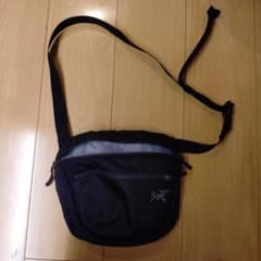 Arc'teryx ブラック ボディバッグ　Mantis2のサムネイル
