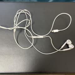 iPhone 純正　イヤフォンのサムネイル