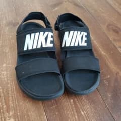 NIKE ナイキ サンダル　24cmのサムネイル