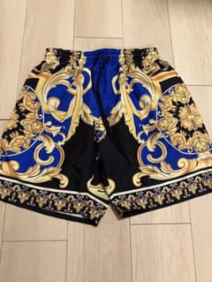 【希少✨】VERSACE バロックプリント ショートパンツ サイズ3のサムネイル
