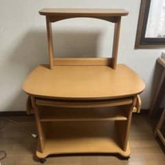 富士ファニチア 丸いフォルムのかわいいパソコンデスク - メルカリ