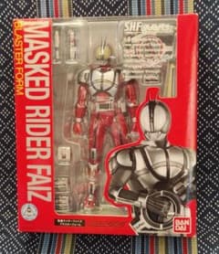 S.H.Figuarts 仮面ライダーファイズ　ブラスターフォームのサムネイル