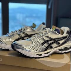 gel-Kayano14＆Gel-kayano5のサムネイル