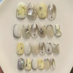 フリーサイズネイルチップ 黄色_イエロー_ビジュー_ラメ_グラデーションのサムネイル