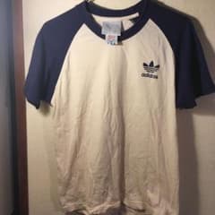 adidas Tシャツのサムネイル
