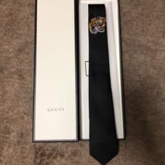 GUCCI ネクタイ 虎のサムネイル