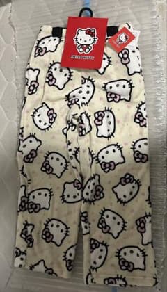 サンリオ ハローキティ パジャマ ロングパンツ Mサイズ ドンキ限定　値下げ◯のサムネイル