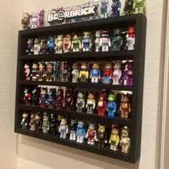 BE@RBRICK100％ 48体収納ケース アクリルミラー 扉有 ベアブリック