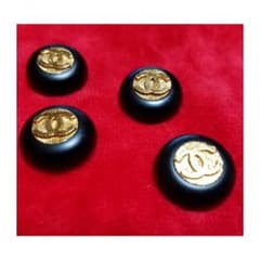 本物★CHANEL★ボタン★４個のサムネイル