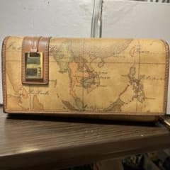 ALVIERO MARTINI 1A CLASSE 地図柄 長財布のサムネイル