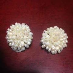 (閉店セール)ビーズのお花のイヤリングのサムネイル