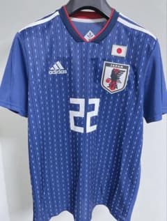 吉田麻也選手　サウサンプトンFC サイン入りユニフォーム ☆吉田麻也選手/サイン入りユニフォーム☆ - メルカリ