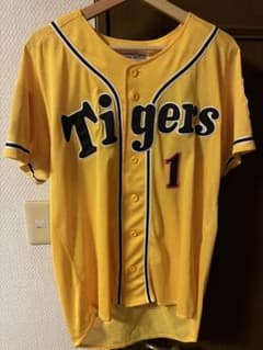 阪神タイガース 鳥谷敬 ファンクラブ刺繍ワッペン入りユニフォームのサムネイル