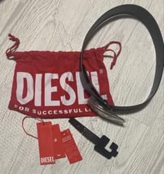 DIESEL ブラック ベルト 70/28 X08727 PR666 H6528 - メルカリ