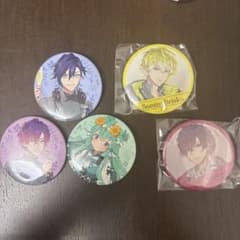 NIJISANJI EN 缶バッジ 4種のサムネイル