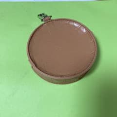 GUのオレンジの丸い物のサムネイル