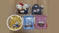 ファミリア ハローキティ コラボ商品のサムネイル