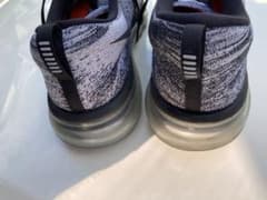 NIKE　フライニットマックスのサムネイル