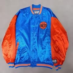 S*R様 【希少 3XL 相当】NBA ニックス サテンスタジャン G-III 希少 3XL 相当】NBA ニックス サテンスタジャン G-III 表記 L - メルカリ