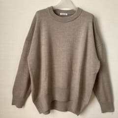 EVERYDAY I LIKE ベージュ オーバーサイズニット - メルカリ