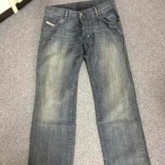 ☆☆ DIESEL 薄地 ダメージ ジーンズ サイズ 31 (L) ☆☆のサムネイル