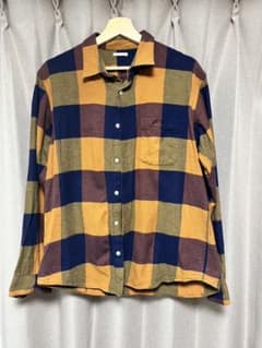 【まとめ買いでお得】UNIQLO シャツのサムネイル