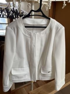 Lサイズ courreges クレージュ ノーカラージャケット ホワイト 40のサムネイル