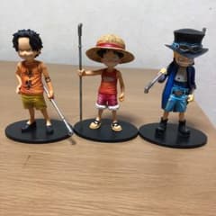 ワンピース  エース   サボ    ルフィーフィギュアのサムネイル