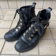 ショートブーツ　24センチのサムネイル