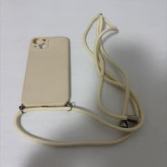 クリーム色 ストラップ付きiPhone13ケースのサムネイル