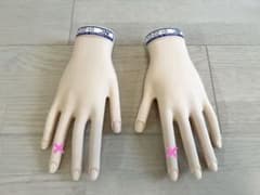 2本骨折あり】認定ハンド 両手 - メルカリ