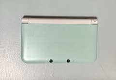 ニンテンドー3DS LLのサムネイル