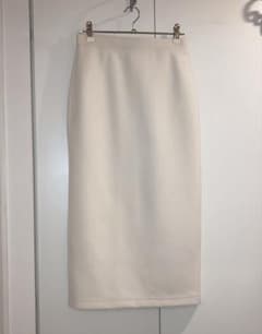 UNIQLO ドライスウェットナローマキシスカート（丈短め75～79cm）のサムネイル