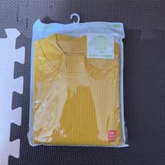 ユニクロ  リブハイネックTシャツのサムネイル