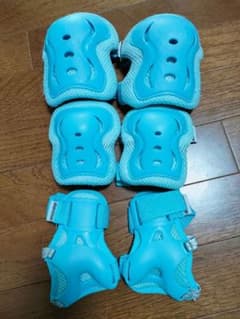 ブリジストン　膝肘プロテクター　キッズのサムネイル